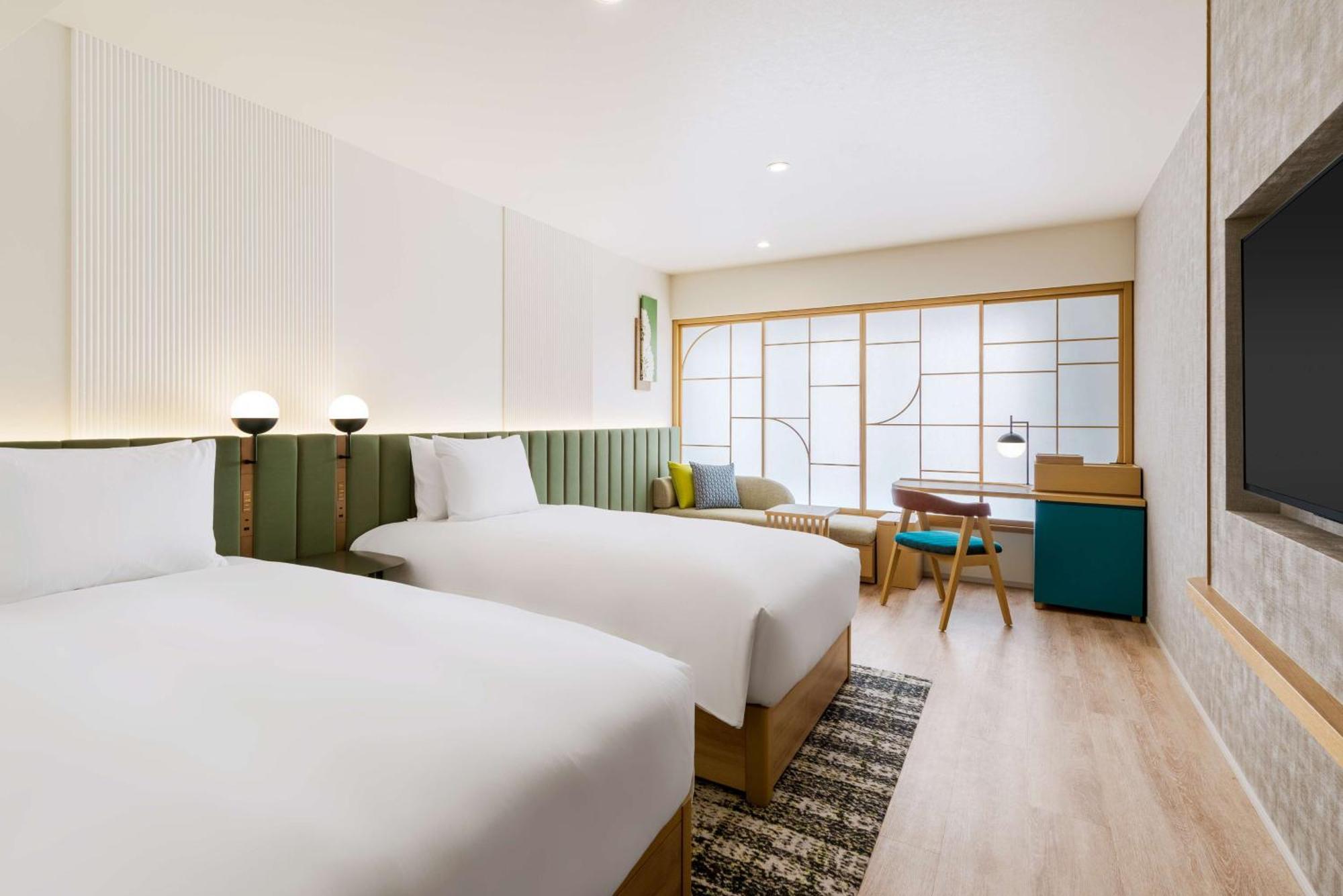 Hilton Garden Shijo Karasuma โรงแรม